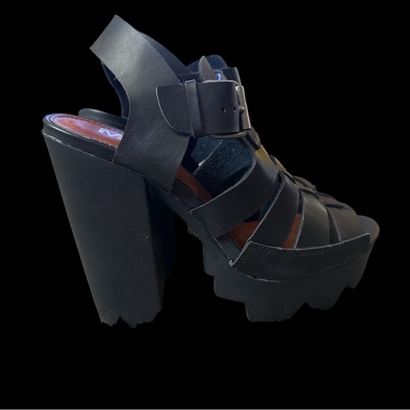 MIA Black Heels - Picture 3 of 5